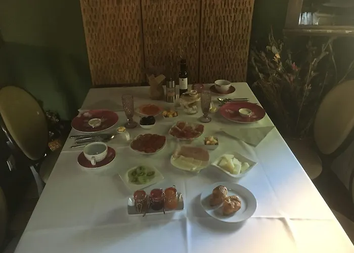 Real Torre Berrueza Эспиноса-де-лос-Монтерос